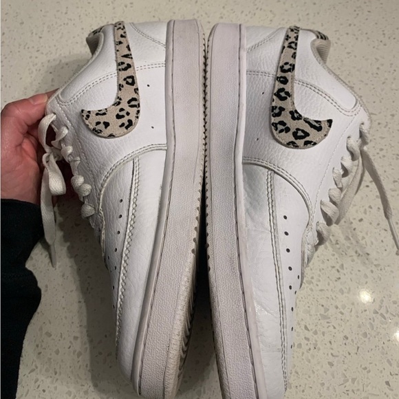 Women’s Nike Court Vision Low (White/Leopard) Sz. 9 - Picture 4 of 9